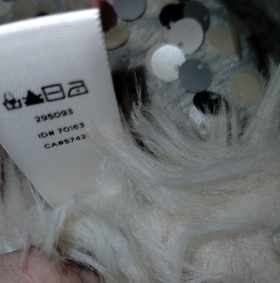 Loft faux fur and sequin infinity circle scarf neck warmer NEW - Picture 6 of 9